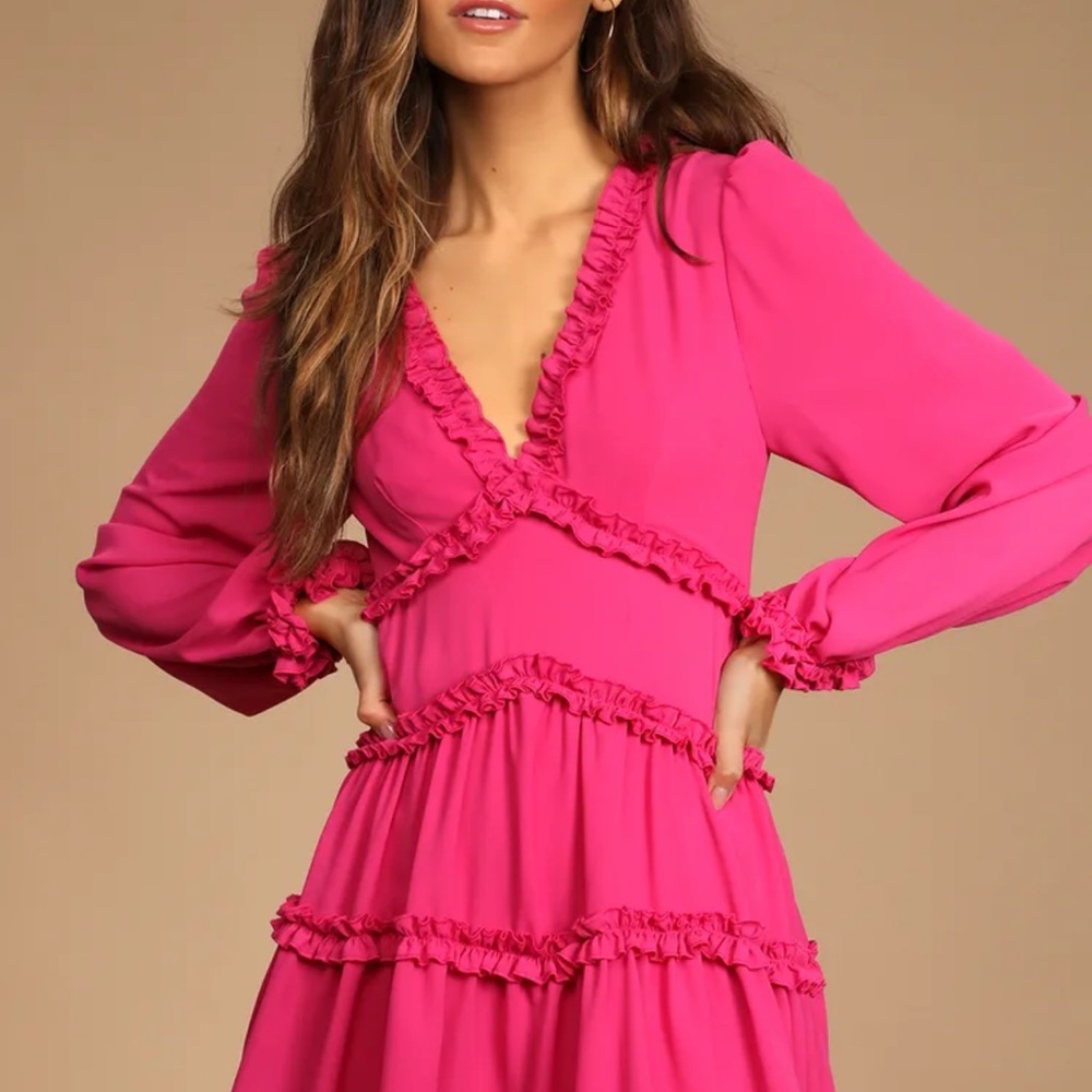 Lulus magenta tiered ruffle dress size L - wedding guest, romantic cottagecore